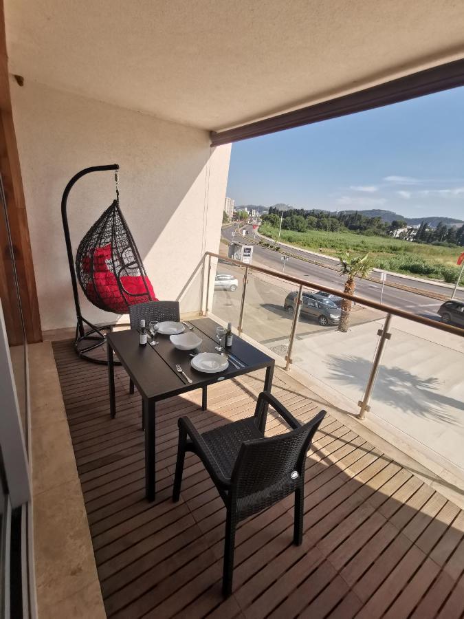 New Luxury Apartments Bar Buitenkant foto
